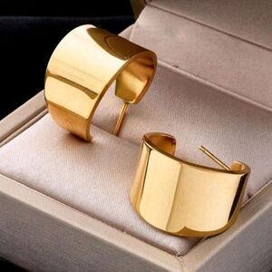 NEW! 14K Gold Plated Elegant Chunky Half Hoop Post Earrings